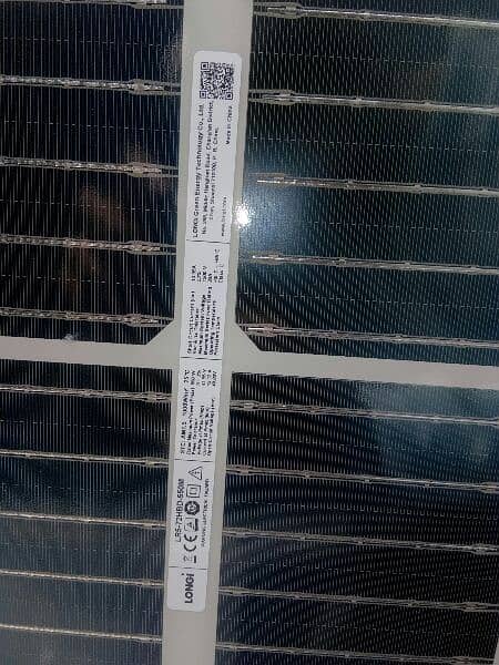 Canadian 545 watt Double Glass Bifical Half cut solar Panles 2
