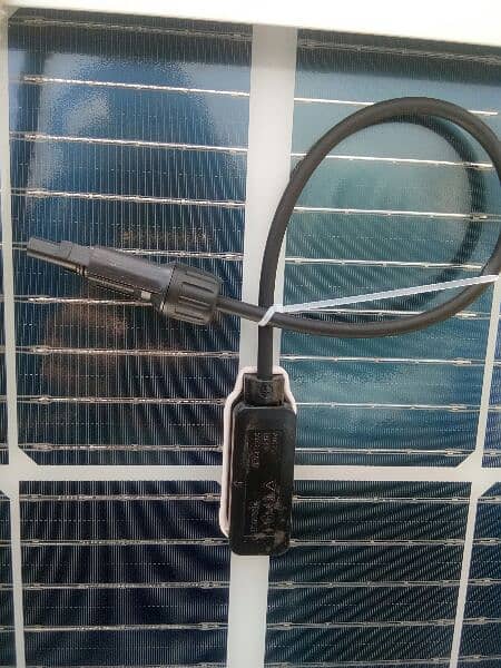 Canadian 545 watt Double Glass Bifical Half cut solar Panles 3