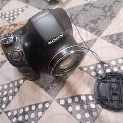 Sony dsc h300 10/10 condition good for beginners
20.1 mp