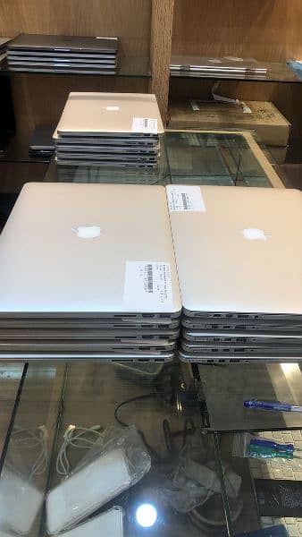Apple MacBook Pro i7 i9 and M1 M2 10 by 10 condition 2