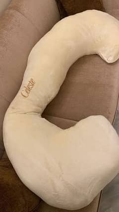 pregnancy pillow by celeste