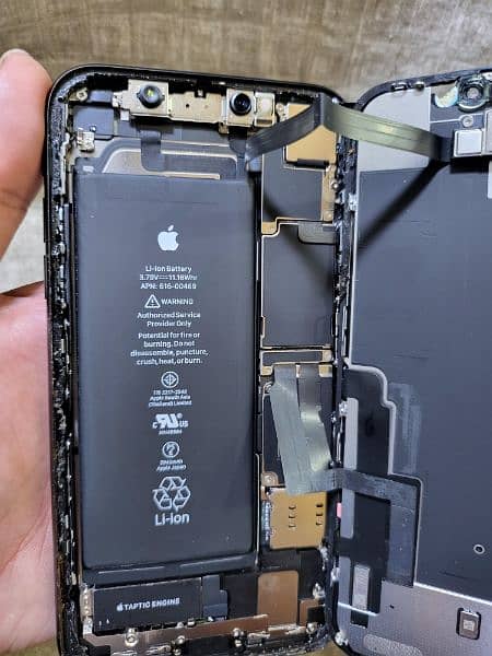 iphone xr parts 0