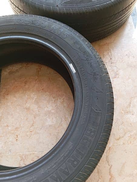Used tyre 15 ream size. 1