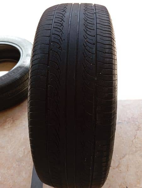 Used tyre 15 ream size. 4