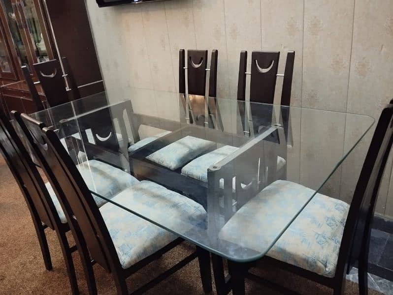 Dining table with 6 chairs 6