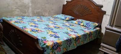 King Bed with Spring matteres
