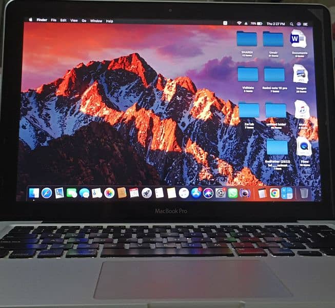MacBook 13 inch early 2011 0