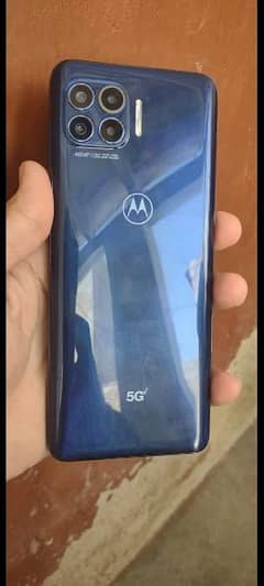 Motorola One 5G uw