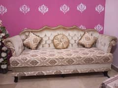 i want to sale my 5 Seater sofa set only one month use like new 0