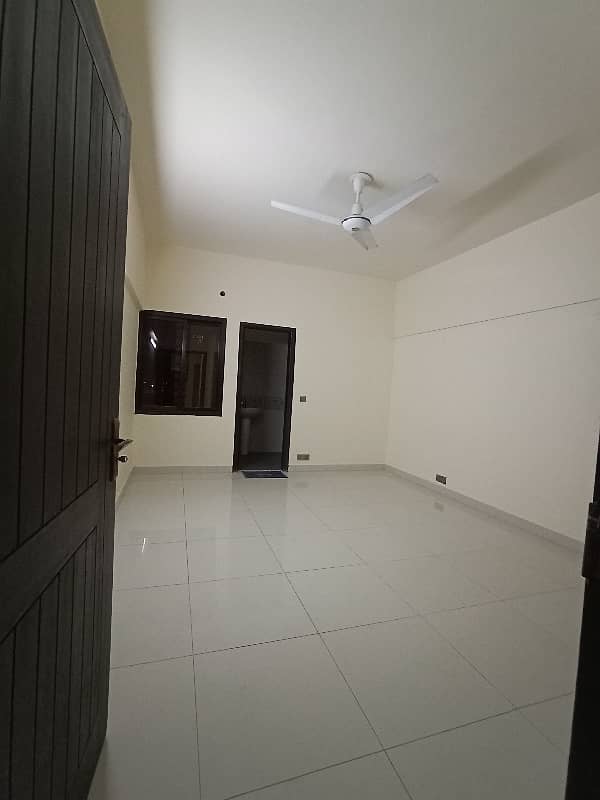 Saima Jinnah Avenue 3 Bed DD Flat Available For Rent 24