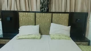 King size bed complete set with dressing