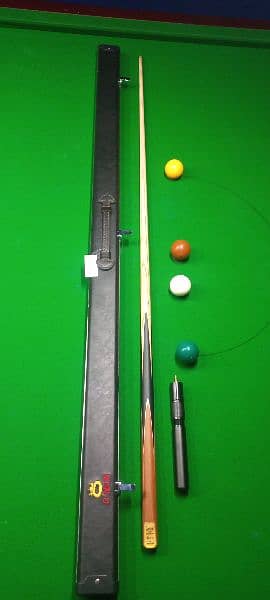 Snooker cue OMIN Victory model single piece cue available for sale. 1