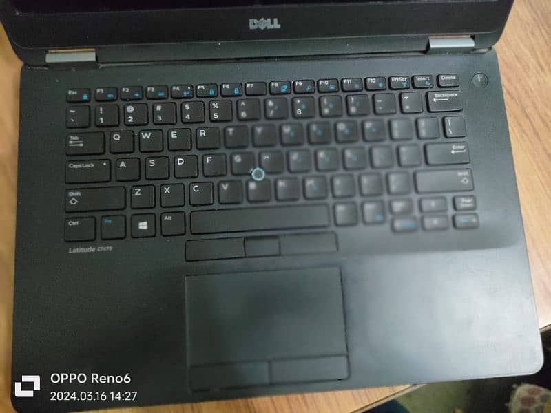 Dell Laptop Latitude 1