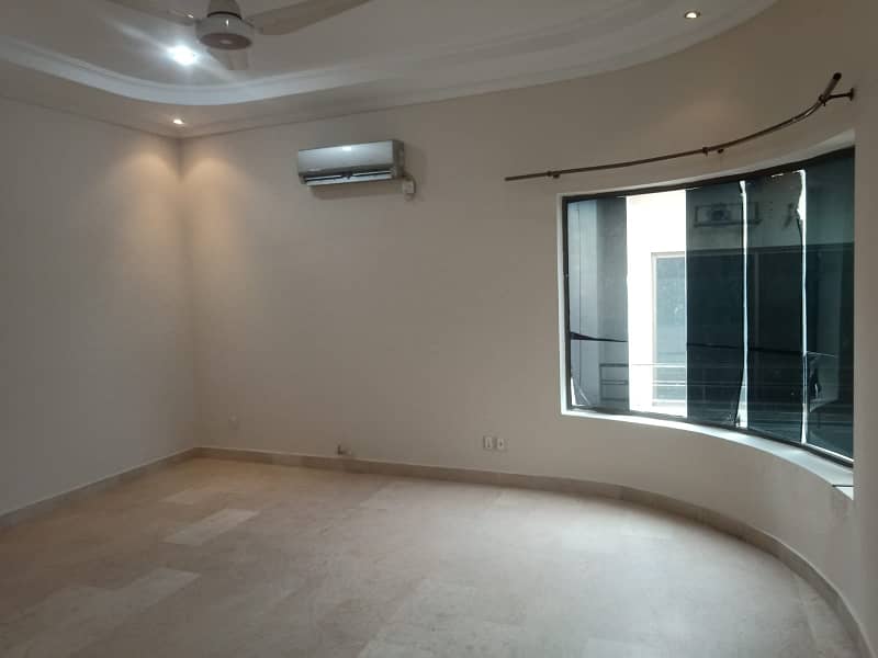 1 Kanal Modern Design Like a new House Available for Rent in AA Block Phase 4 DHA Lahore 27