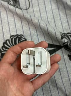 iPhone charging brick/adapter type c to lightening