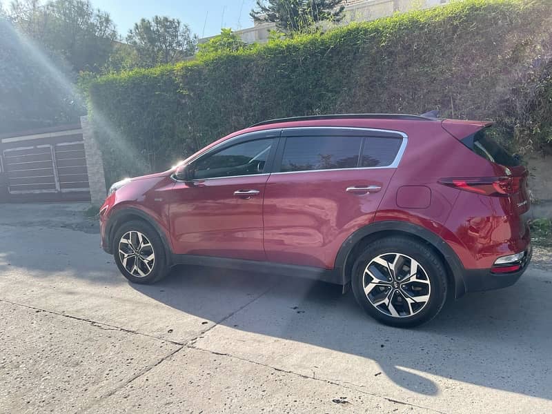 Kia Sportage AWD 4