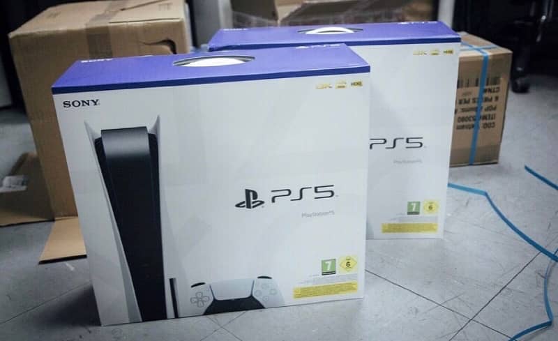 PLAY STATION 5 AND CONSOLES 3