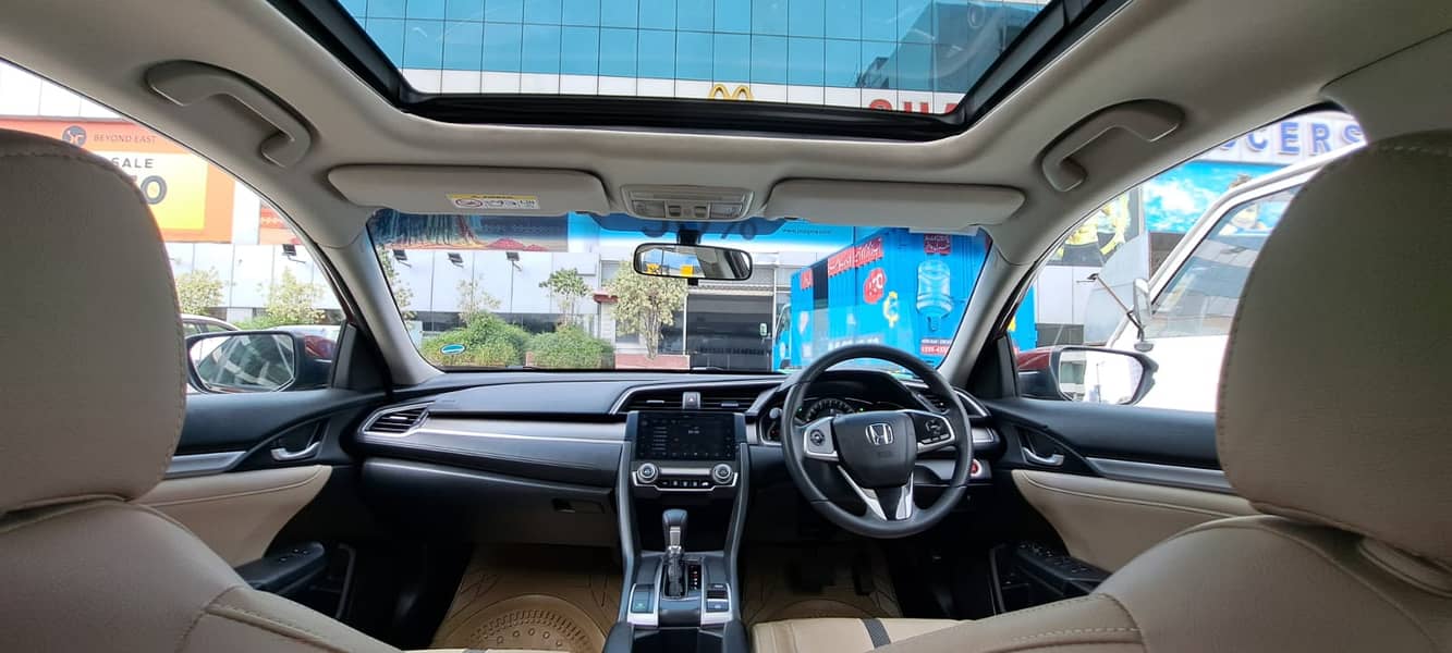 Honda Civic Oriel 1.8 i-VTEC CVT 2020 9