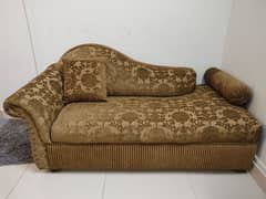 Dewan Style Couch in Excellent Condition
