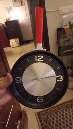 New Fry Pan designed wall clock from germany for kitchen