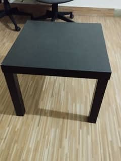 Ikea center table with removable legs