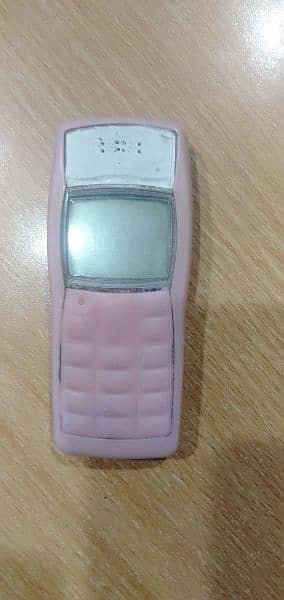 Nokia 1100 1