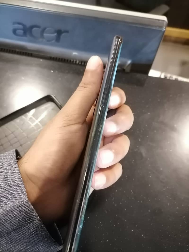 Oppo reno 4 pro 8/256gb with curve display 4