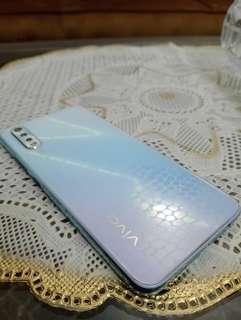 Vivo S1 4GB+1GB Ram/128GB Rom 1