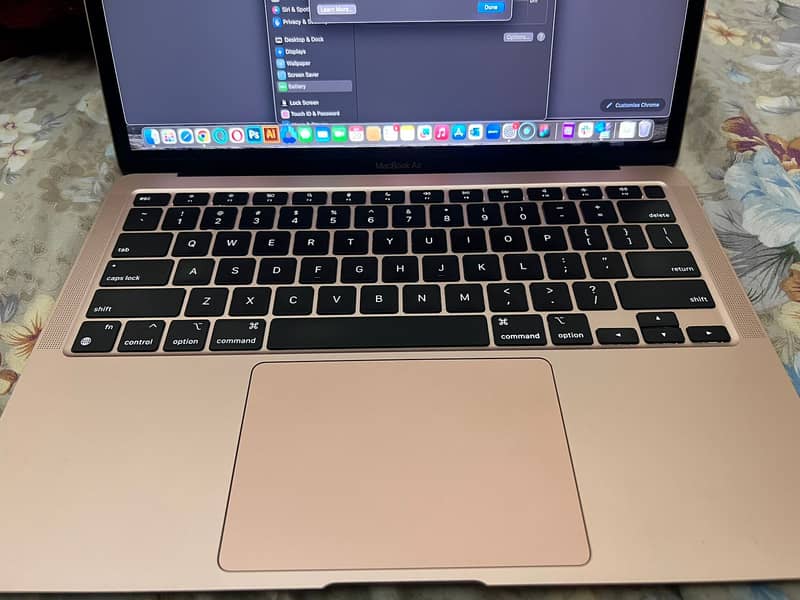 Macbook Air M1 Chip 13 Inch 8/256 10/10 Condition | Gold 1