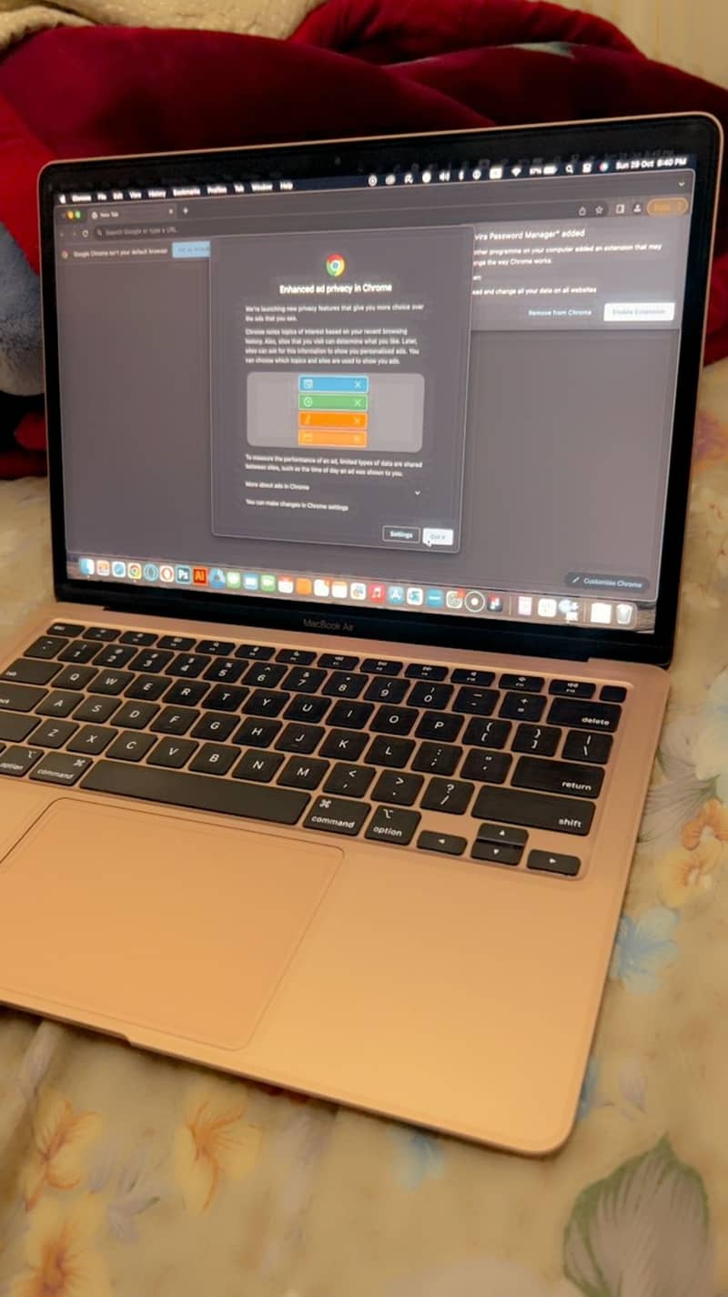 Macbook Air M1 Chip 13 Inch 8/256 10/10 Condition | Gold 3
