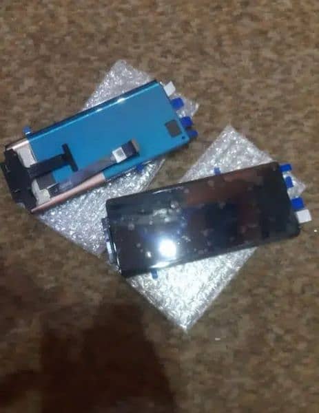 Motorola Orignal Lcd panels and Part's are available 11