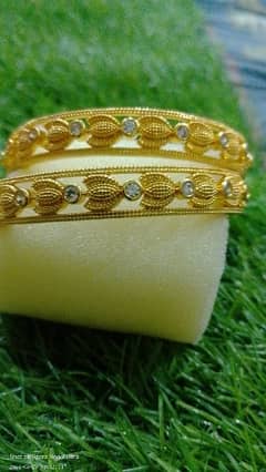 bangles look like gold bangle