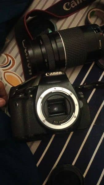 canon camera 600D 3