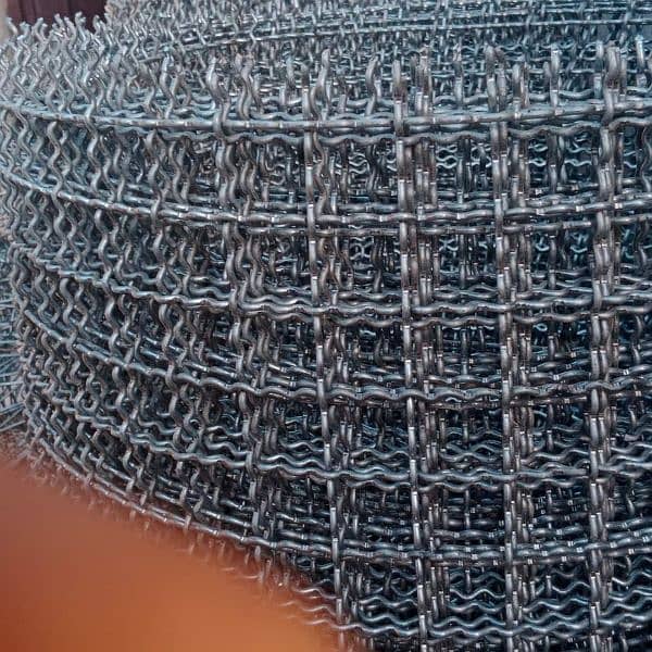 chain link fence razor wire barbed wire security mesh jali pipe 8