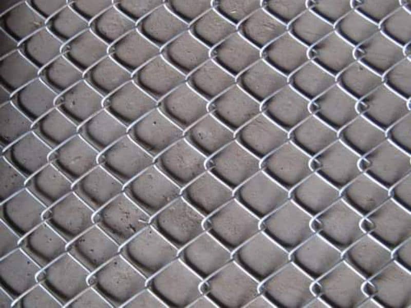 chain link fence razor wire barbed wire security mesh jali pipe 13