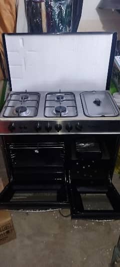 Gas oven never used new condition