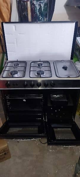Gas oven never used new condition 0