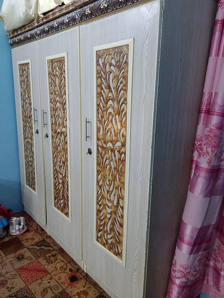 Fresh Condition Furniture Bedroom Set Available 9