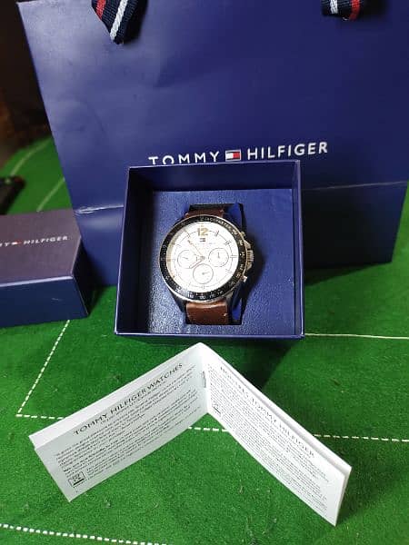 Tommy Hilfiger coronography 1
