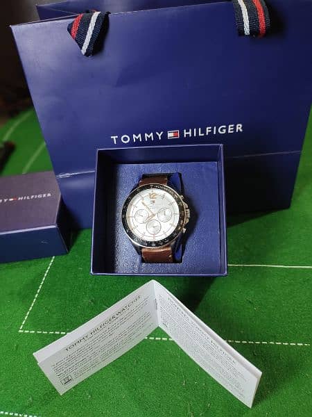 Tommy Hilfiger coronography 2