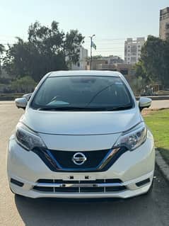 NISSAN NOTE XVSELECTION 2019/2022 PEARL WHITE ((555 NUMBER))