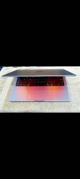 MacBook M1 Pro 2021 16GB 512GB 14.2" Display MKGP3LL/A With Box 10