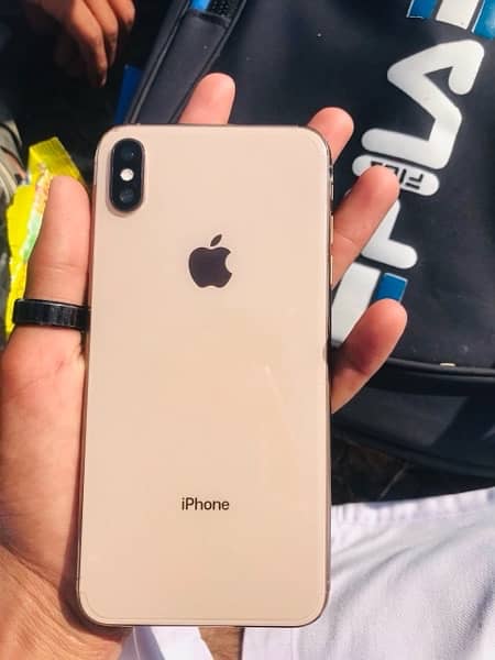 iphone xs max 64 gb 10 by 10 0