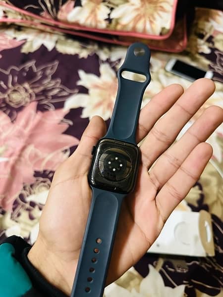 Apple watch Series 8 45mm 7
