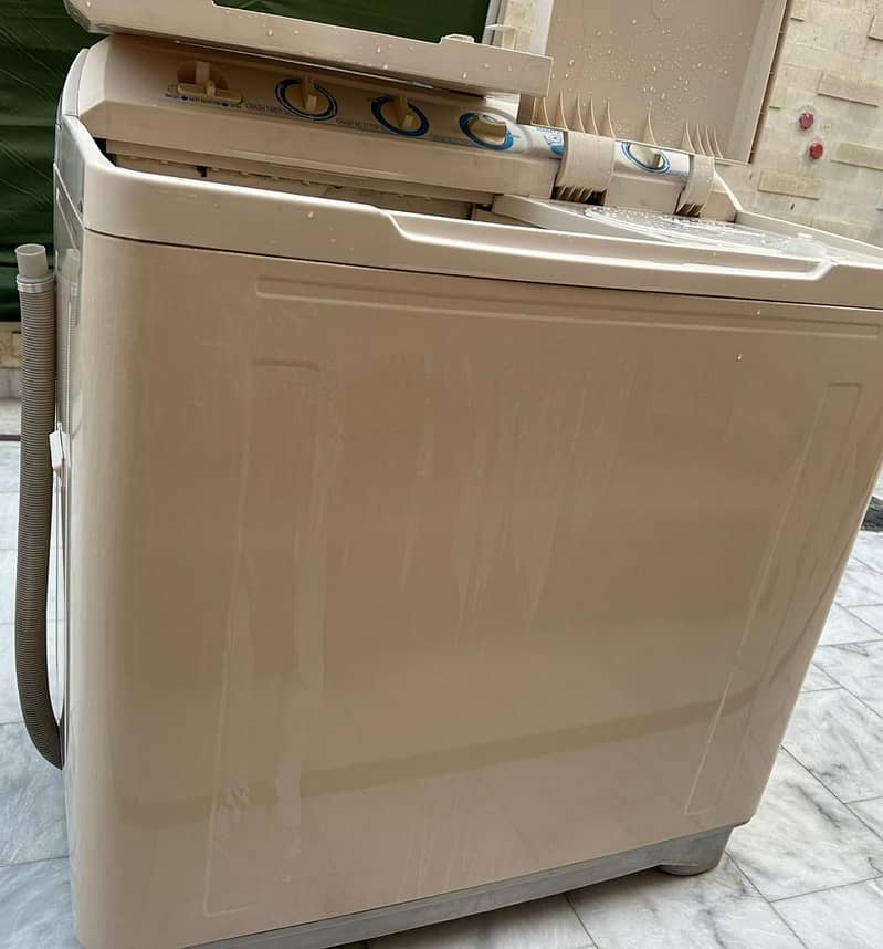 Haier twin tub 12 kg washer + dryer 2