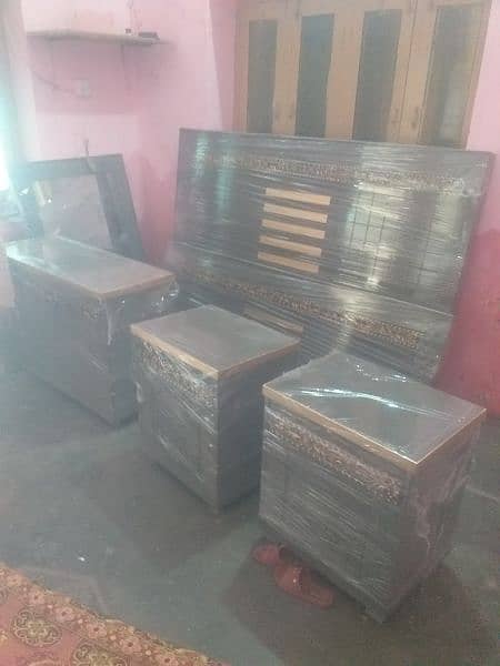 urgent sale new bed set with spring mattress 9