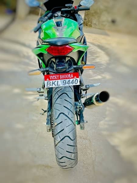 Kawasaki Ninja 250 replica 3