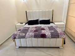 bed set with side tables