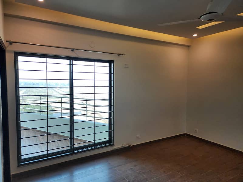 Prime Location 10 Marla Apartment Available For Sale In Askari 11 Sector D 16