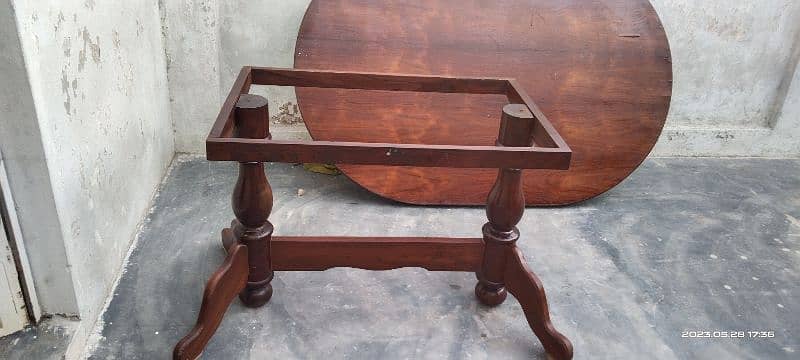 Daing table for sale in 9000 6 ft lamba hai 4 ft chora ph. 03289484115 1